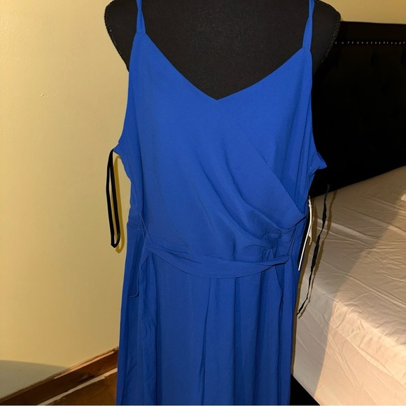 Nichole Miller fully lined , spaghetti strap crepe belted jumpsuit NWT size 8 - Picture 2 of 9